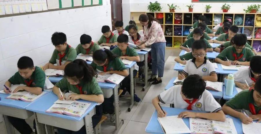 安卓版乐教乐怎么找课本(如何开通乐教乐学课本点读权限)-第2张图片-QuickQ官网 安卓版乐教乐怎么找课本(如何开通乐教乐学课本点读权限)-第2张图片-QuickQ官网